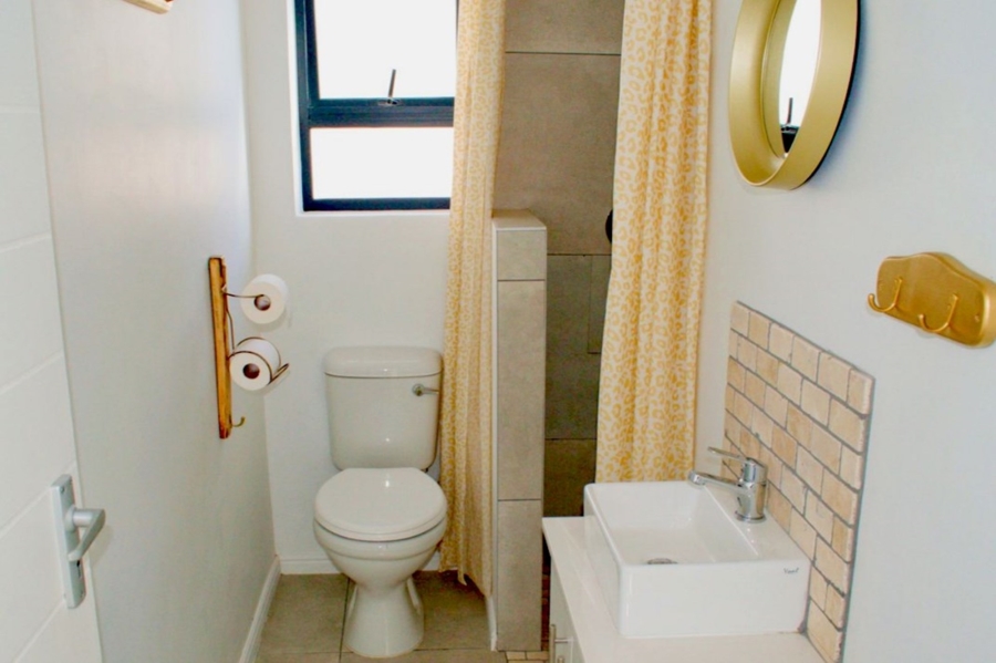 3 Bedroom Property for Sale in Golden Mile Western Cape
